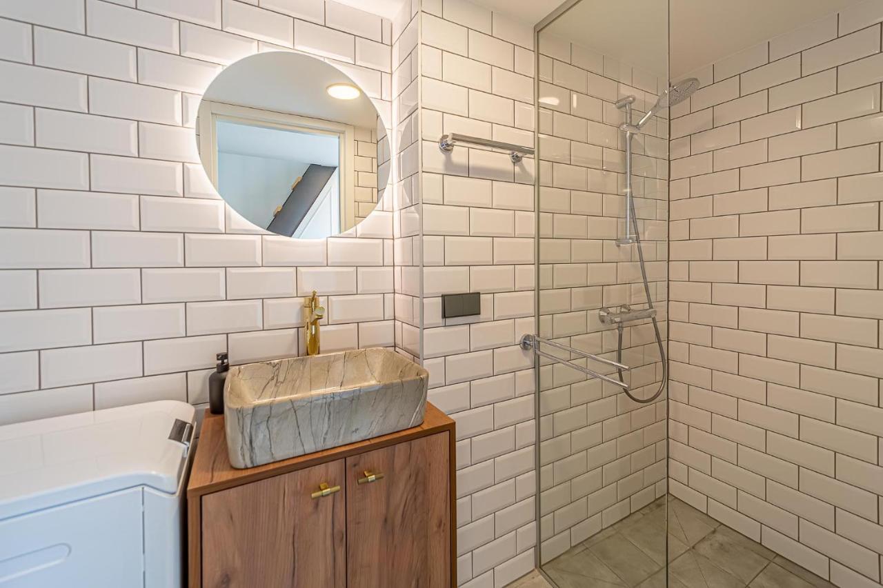 Ministerija Loft Apartment With Parking & Ac 카우나스 외부 사진